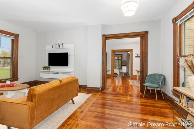 556 Lafayette Avenue SE, Grand Rapids, MI 49503