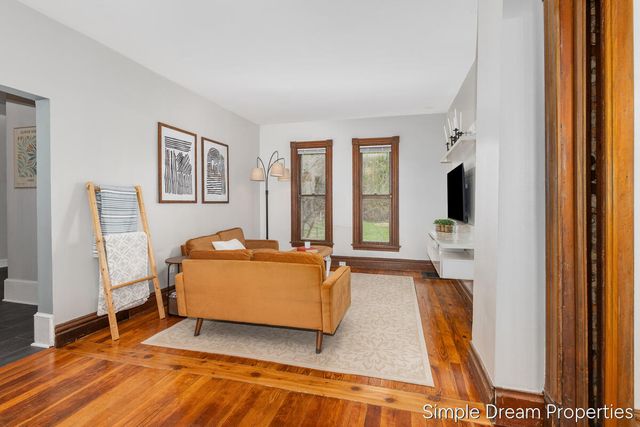 556 Lafayette Avenue SE, Grand Rapids, MI 49503