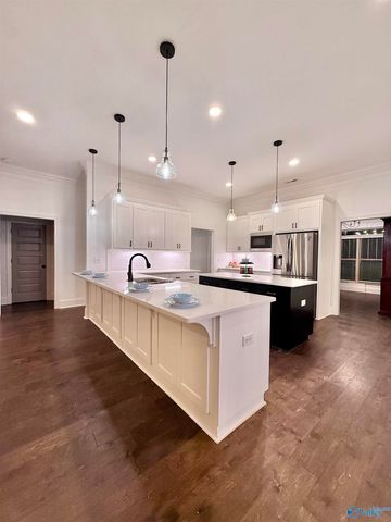 1312 Pecan Point Way, Huntsville, AL 35803