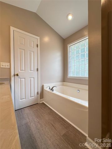 4288 Harbor Lane, Sherrills Ford, NC 28673