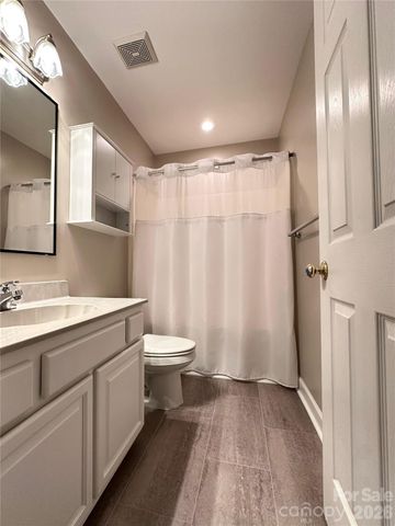 4288 Harbor Lane, Sherrills Ford, NC 28673