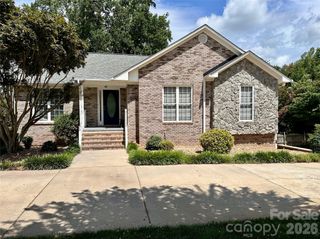 4288 Harbor Lane, Sherrills Ford, NC 28673