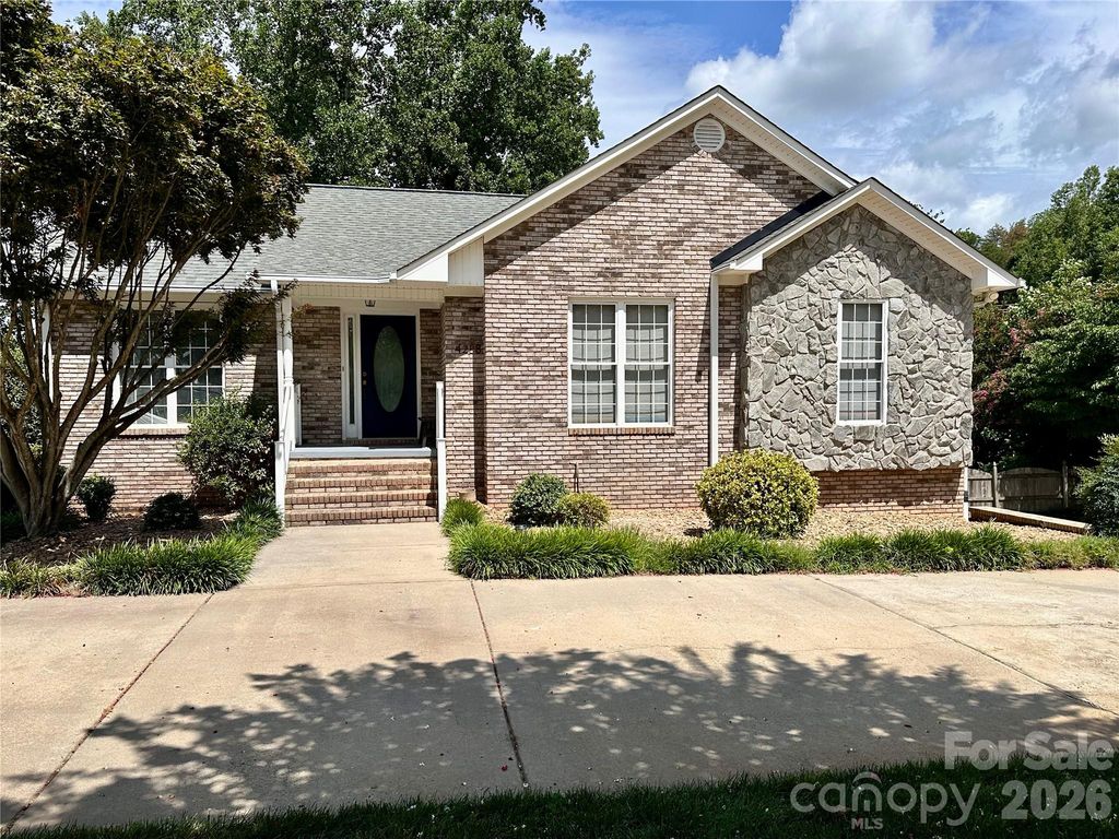 4288 Harbor Lane, Sherrills Ford, NC 28673