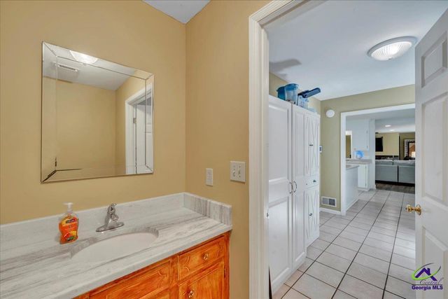 7234 Neal Drive, Macon, GA 31216