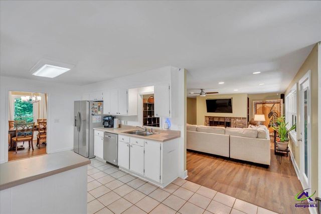 7234 Neal Drive, Macon, GA 31216