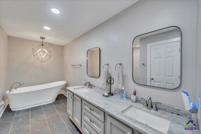 7234 Neal Drive, Macon, GA 31216