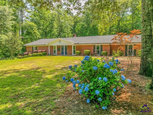 7234 Neal Drive, Macon, GA 31216