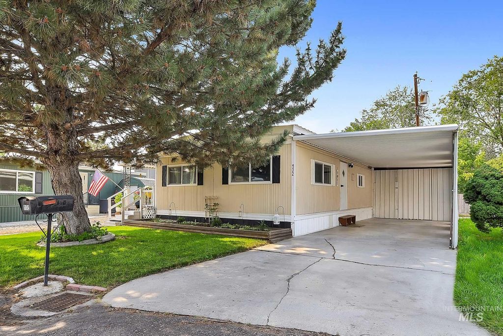 132 S Young Lane, Eagle, ID 83616 photo 3