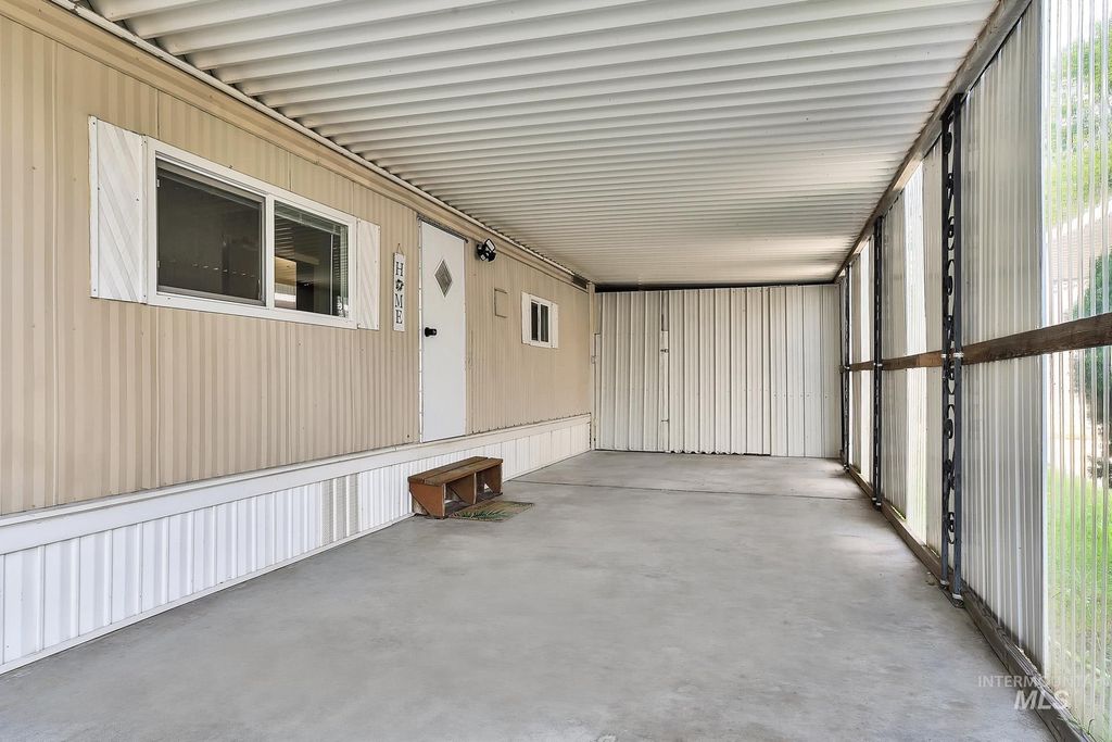 132 S Young Lane, Eagle, ID 83616 photo 4