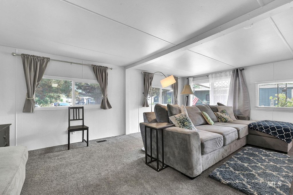 132 S Young Lane, Eagle, ID 83616 photo 9