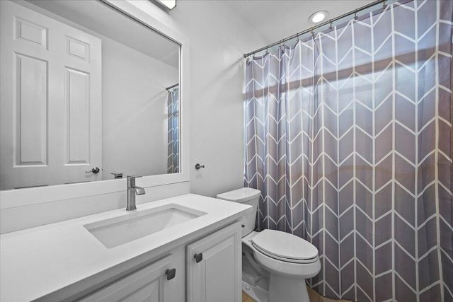 653 Castle Drive, Palm Beach Gardens, FL 33410