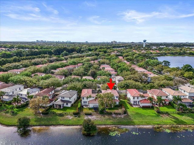 653 Castle Drive, Palm Beach Gardens, FL 33410