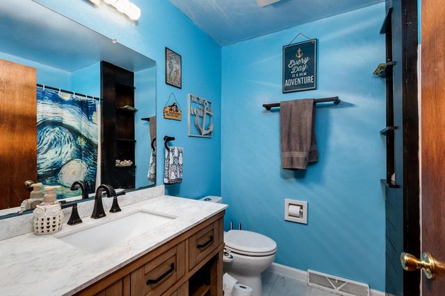 3321 Berkshire Road, Janesville, WI 53546