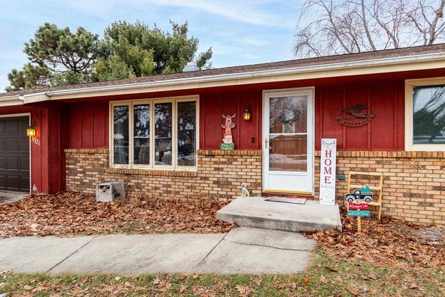 3321 Berkshire Road, Janesville, WI 53546