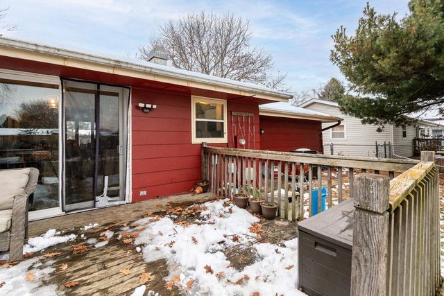 3321 Berkshire Road, Janesville, WI 53546