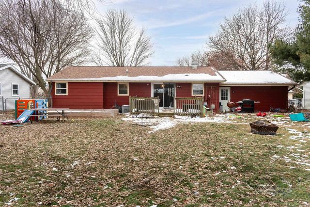 3321 Berkshire Road, Janesville, WI 53546