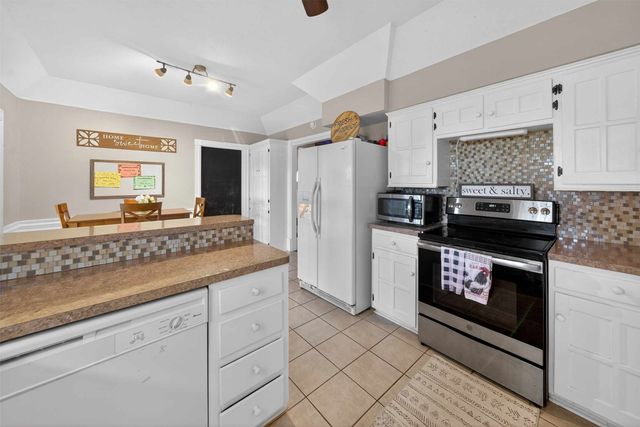 3593 Walnut Hill Drive, Flint, TX 75762