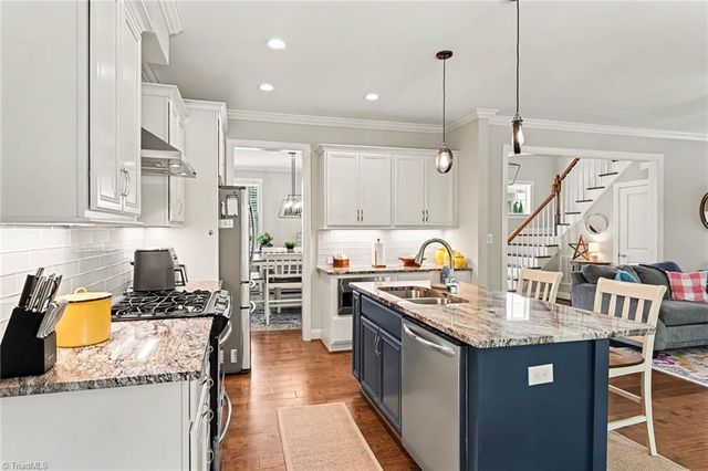 7625 Monty Drive, Kernersville, NC 27284