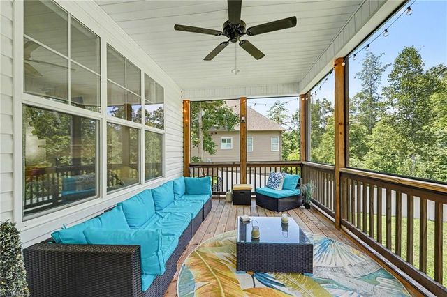 7625 Monty Drive, Kernersville, NC 27284