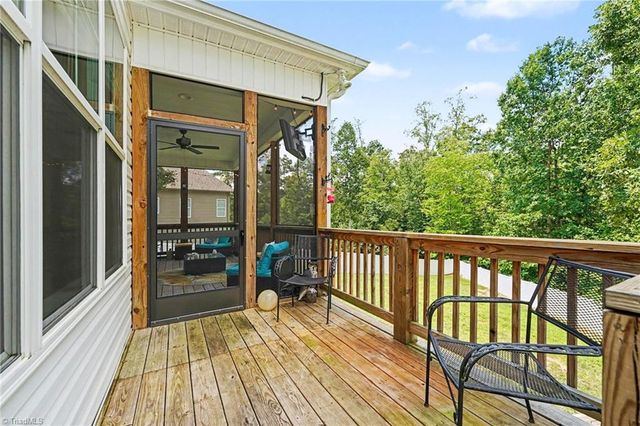 7625 Monty Drive, Kernersville, NC 27284