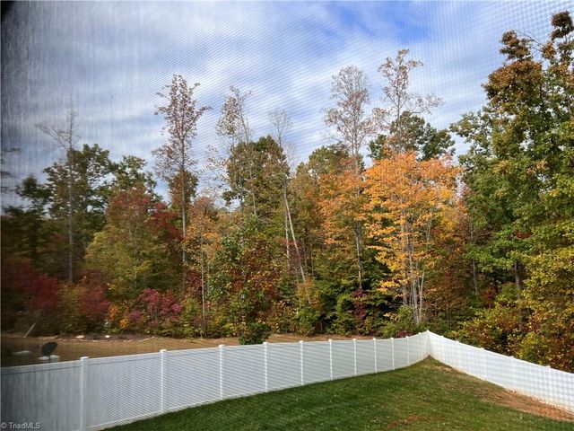 7625 Monty Drive, Kernersville, NC 27284