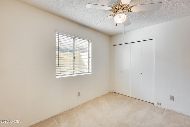 8709 W SAINT JOHN Road, Peoria, AZ 85382