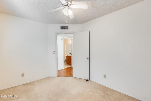 8709 W SAINT JOHN Road, Peoria, AZ 85382