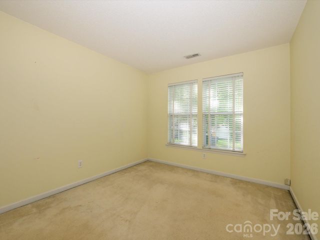 9005 Shenington Place, Charlotte, NC 28216