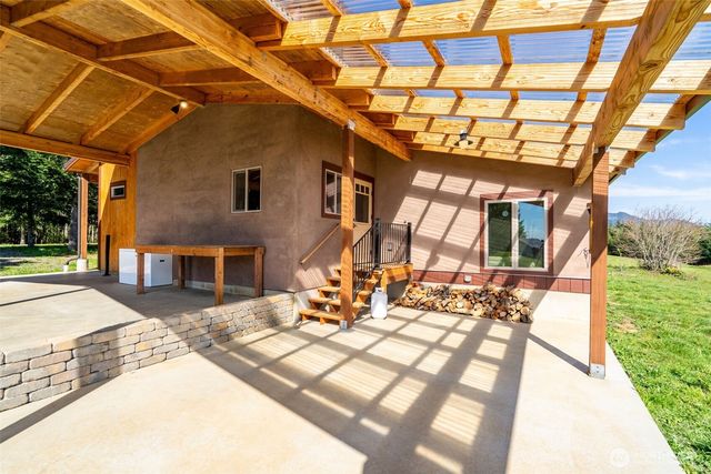 310 Dream View Lane, Cinebar, WA 98533