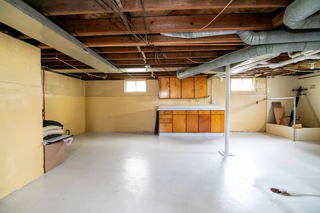 211 S Michigan Avenue, Bradley, IL 60915