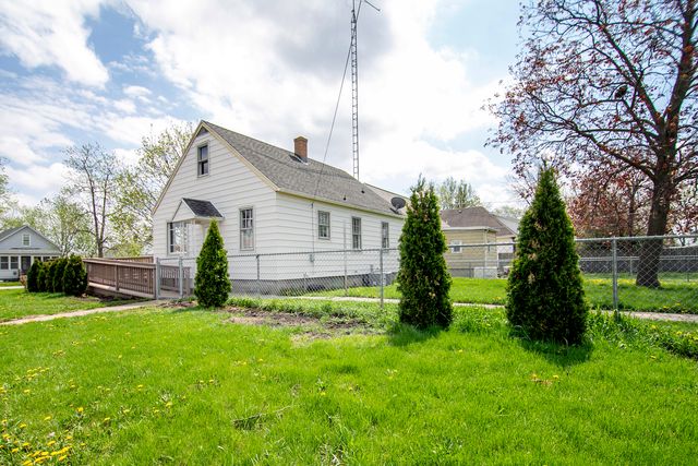 211 S Michigan Avenue, Bradley, IL 60915