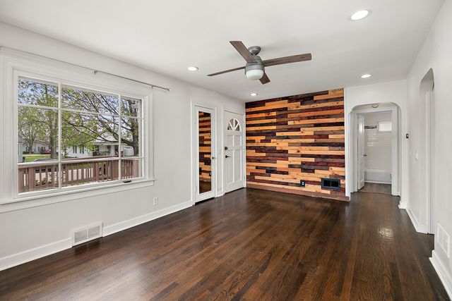 211 S Michigan Avenue, Bradley, IL 60915