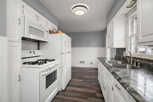 211 S Michigan Avenue, Bradley, IL 60915