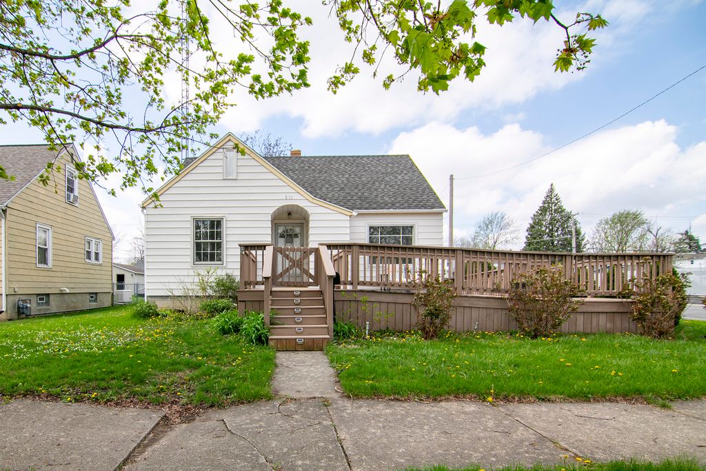 211 S Michigan Avenue, Bradley, IL 60915