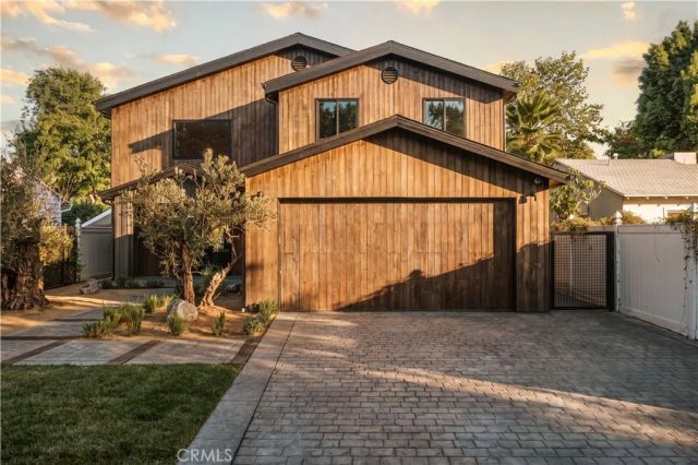 5114 Cedros Avenue, Sherman Oaks, CA 91403