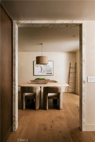 5114 Cedros Avenue, Sherman Oaks, CA 91403