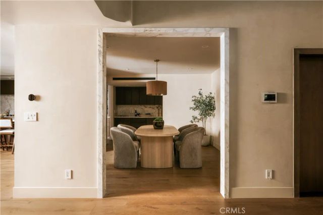 5114 Cedros Avenue, Sherman Oaks, CA 91403