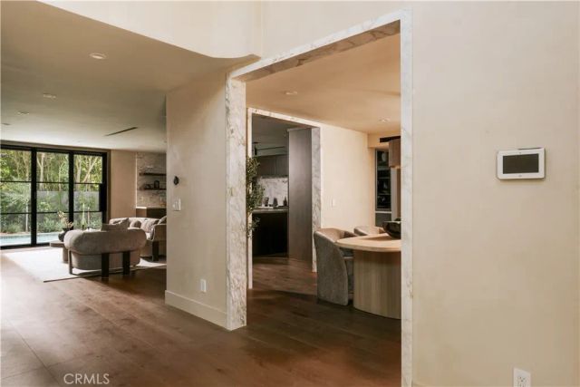 5114 Cedros Avenue, Sherman Oaks, CA 91403