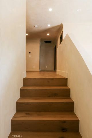 5114 Cedros Avenue, Sherman Oaks, CA 91403