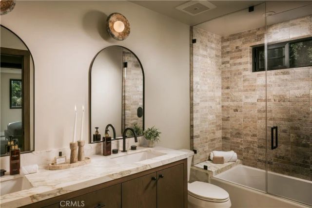5114 Cedros Avenue, Sherman Oaks, CA 91403
