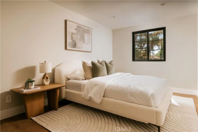 5114 Cedros Avenue, Sherman Oaks, CA 91403