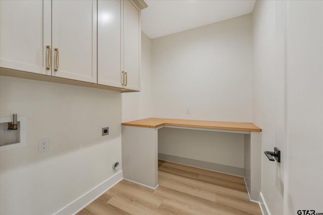 7146 HOLLY SQUARE CT., Tyler, TX 75703