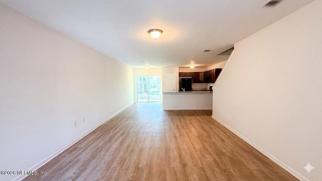 7836 PLAYSCHOOL Lane, Jacksonville, FL 32210