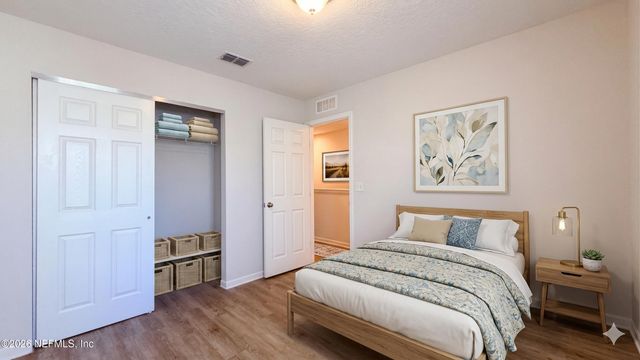 7836 PLAYSCHOOL Lane, Jacksonville, FL 32210