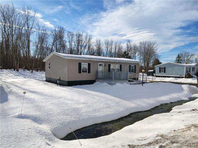 131 Pazdur Boulevard South, Westmoreland, NY 13440