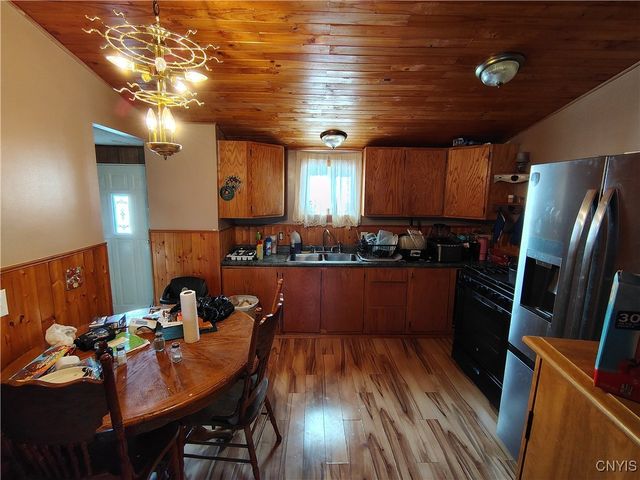 131 Pazdur Boulevard South, Westmoreland, NY 13440