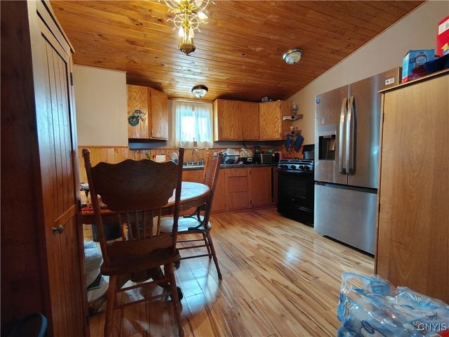 131 Pazdur Boulevard South, Westmoreland, NY 13440