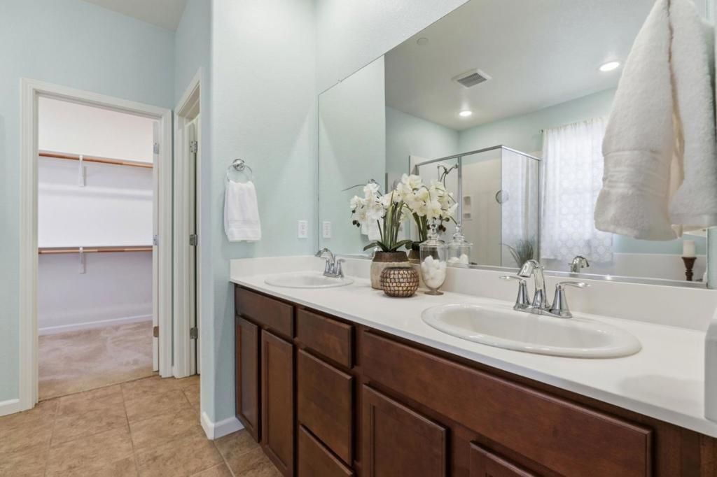 Image 22 of property listing at 7894 Mustard Seed Way, Gilroy, CA 95020