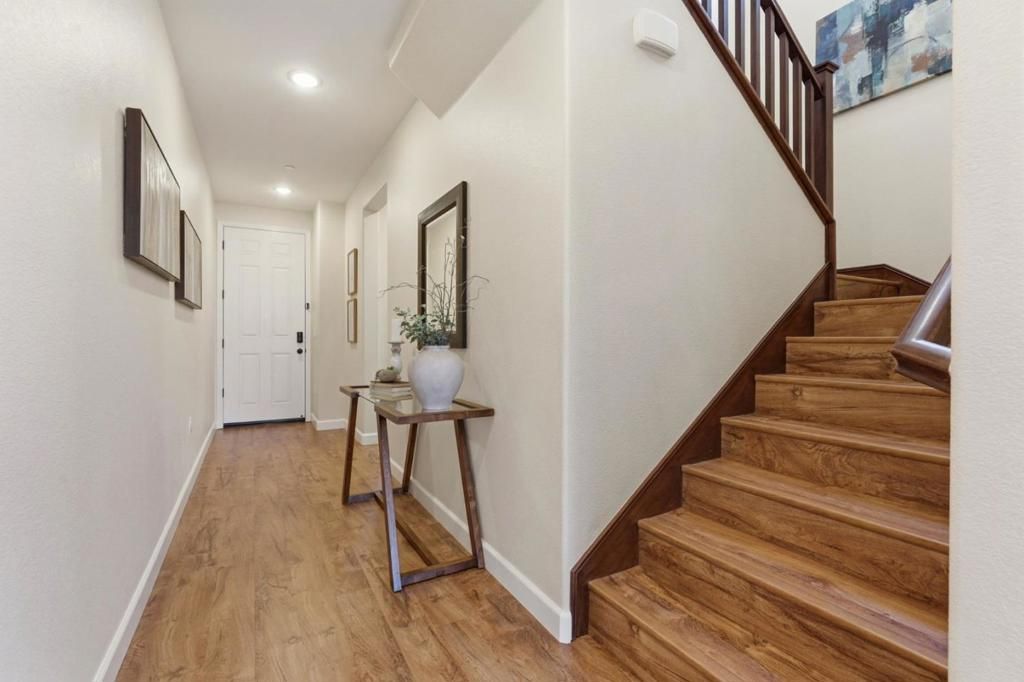 Image 36 of property listing at 7894 Mustard Seed Way, Gilroy, CA 95020