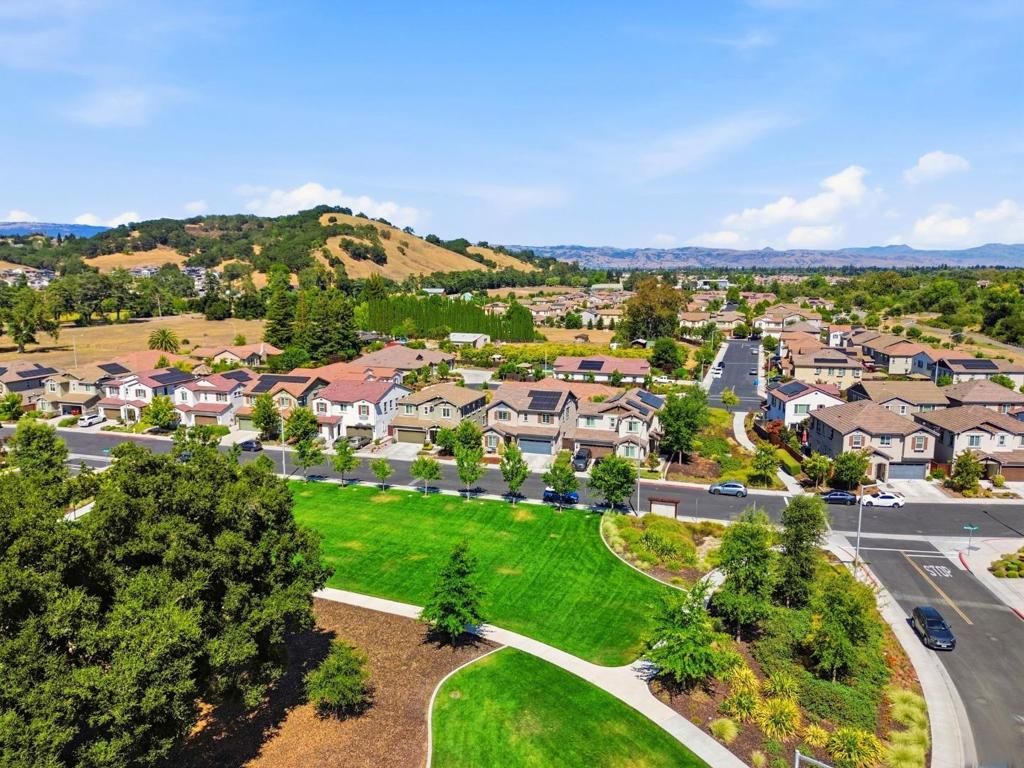 Image 48 of property listing at 7894 Mustard Seed Way, Gilroy, CA 95020